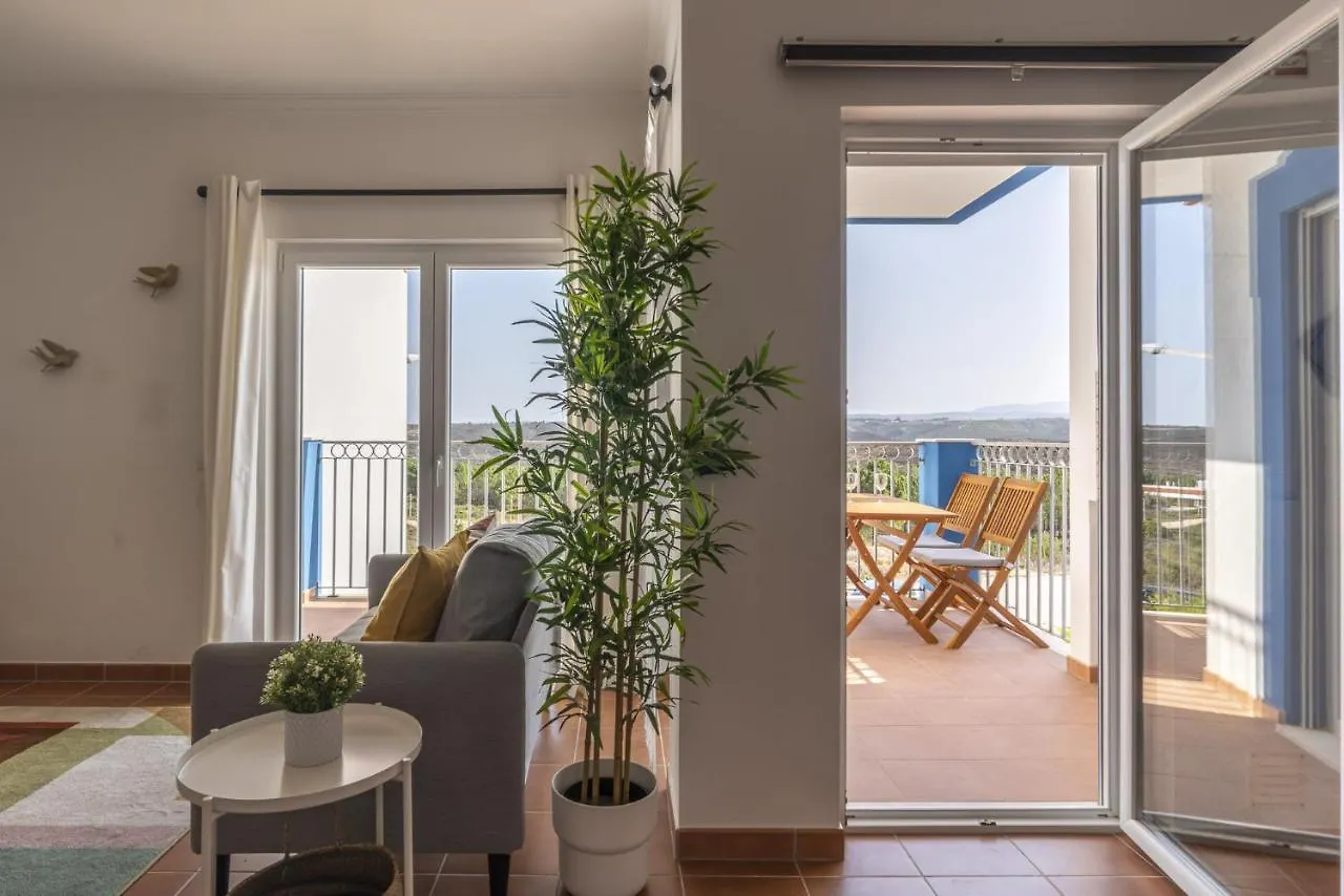 Beach & Nature Apartment - 2Bedroom Apt In Aljezur Portugal